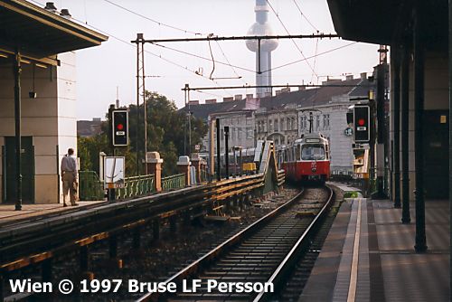 &copy; Bruse LF Persson [click for back]