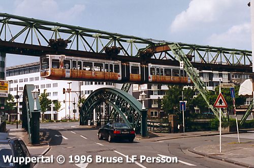 &copy; Bruse LF Persson [click for back]